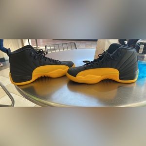 Jordan 12 University Gold Size 12 worn once